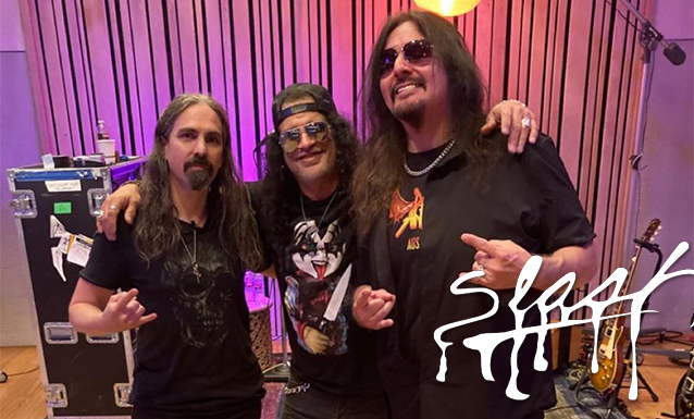 SLASH graba la banda sonora del film de terror, "Deathstalker" unto a Gene Hoglan de DARK ANGEL