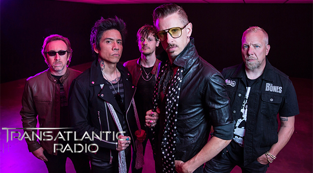 La banda de AOR, TRANSATLANTIC RADIO, lanza el primer sencillo del nuevo álbum